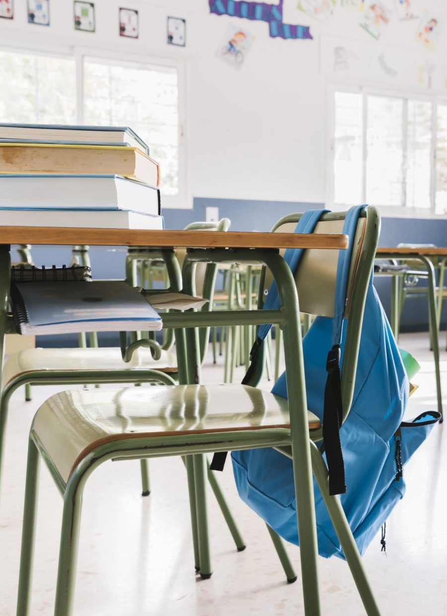 school-classroom-with-books-backpack